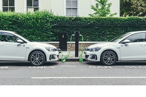 Είδηση-βόμβα από την Deutsche Bank: Έρχεται νέο μοντέλο Tesla το 2025 - εικόνα 8