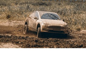 To Tesla Model 3 τον έσωσε από τις σφαίρες της Χαμάς (εικόνες) - εικόνα 3