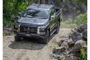 Mitsubishi D:X: Αν το Pajero ήταν plug in υβριδικό βαν 6 θέσεων - εικόνα 2