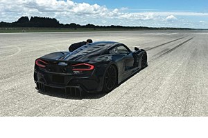 Στο σφυρί ένα από τα πιο σπάνια αμερικανικά supercars (εικόνες) - εικόνα 1