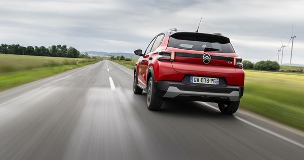 Ποιος είπε πως η Tesla δεν πουλάει-νέο ρεκόρ μέσα στο 2025 - εικόνα 4