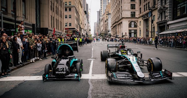 Μόλις που προλαβαίνεις ένα διαμέρισμα στον νέο ουρανοξύστη της Aston Martin - εικόνα 11