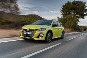 Ο Oliver Solberg μπορεί και με Ford Escort MKII. Δείτε μόνοι σας - εικόνα 4