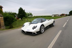 O Horacio Pagani μιλάει για τα ηλεκτρικά αυτοκίνητα και την Κίνα και πρέπει να ακούσουμε - εικόνα 1