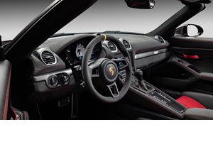 Εκτοξεύτηκαν οι πωλήσεις της Porsche στην Ελλάδα - εικόνα 5