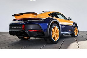 Δείτε πώς φτιάχνονται οι συλλεκτικές εκδόσεις της Porsche 911 (εικόνες) - εικόνα 1