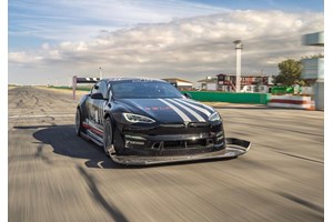 Video: Μονοθέσιο στο Indy500 πέφτει στον τοίχο με 300 km/h - εικόνα 6