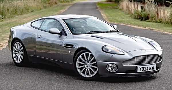 Ο τέλειος συνδυασμός: νέα Aston Martin Vanquish και George Clooney - εικόνα 2