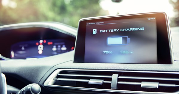 Tesla Cybertruck με πλυντήριο στην καρότσα που λειτουργούσε εν κινήσει (video) - εικόνα 1