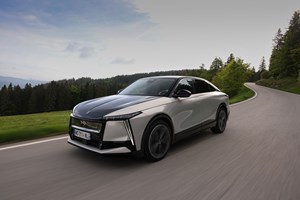 Η McLaren σου δίνει την ευκαιρία να αποκτήσεις τα αγωνιστικά του μέλλοντος (video) - εικόνα 8