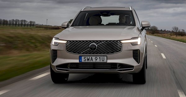 H Volvo παρουσίασε το ανανεωμένο S90-εικόνες και στοιχεία - εικόνα 1