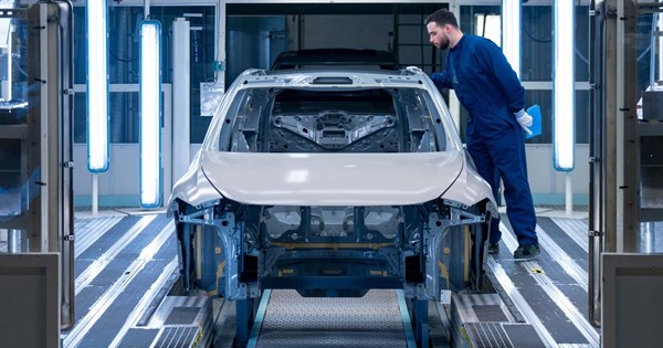 Η Toyota φτιάχνει "ειδικό γκαράζ" για νέο μοντέλο με ιδιαίτερες απαιτήσεις - εικόνα 8