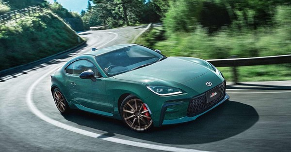 Με αυτό το αυτοκίνητο κυνηγάς τυφώνες-λέγεται Dominator 3 (video) - εικόνα 6