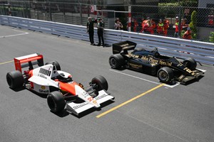 Ducati Monster περιορισμένης παραγωγής αφιερωμένη στον Ayrton Senna - εικόνα 5