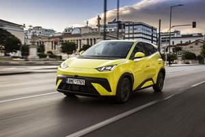 Aston Martin Valkyrie LM: Aγωνιστικό hypercar αλλά με άδεια κυκλοφορίας (εικόνες) - εικόνα 8