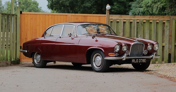 Δείτε το Tesla Giga Train για μεταφορά εργαζομένων (video) - εικόνα 3