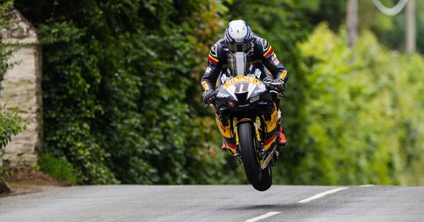 Πώς είναι να οδηγείς νύχτα στο Nurburgring: Η έντονη εμπειρία ενός οδηγού αγώνων - εικόνα 5