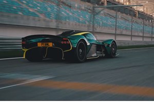 Δείτε τα τρακτέρ της Porsche σε αγώνα στιλ Le Mans (video) - εικόνα 5