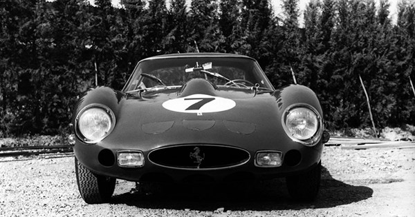 Γιατί η διαλυμένη Ferrari 500 Mondial Spider του 1954 πουλήθηκε 1,7 εκατ. ευρώ - εικόνα 5