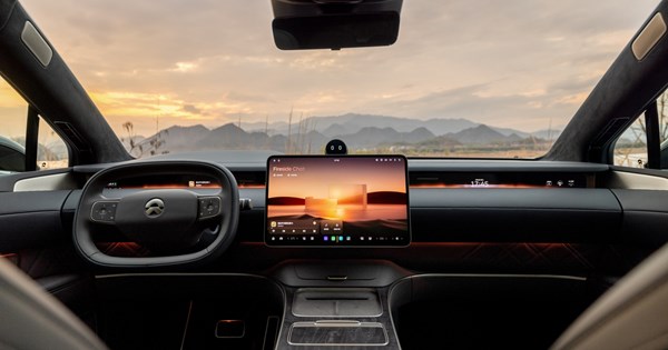 Από τον στρατό σε καλλιστεία-δείτε το σπάνιο και πανέμορφο Mercedes 240 GD - εικόνα 5