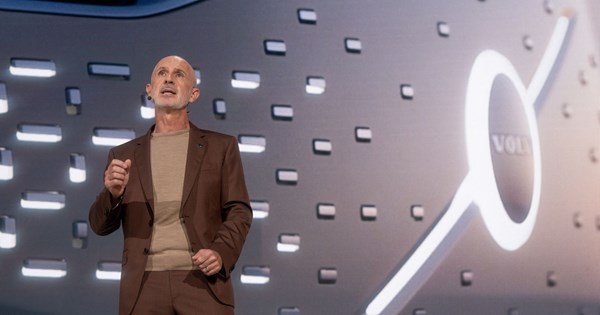 Η θρυλική Mercedes 190E Evo II γίνεται restomod από τους καλύτερους - εικόνα 8