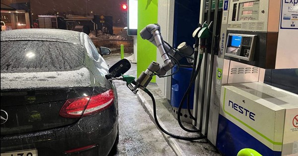 Αυτό είναι το μεγαλύτερο πρατήριο καυσίμων του κόσμου με 120 αντλίες - εικόνα 1