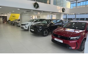 Opel bazaar μεταχειρισμένων αυτοκινήτων στη Βελμάρ με προσφορές - εικόνα 3