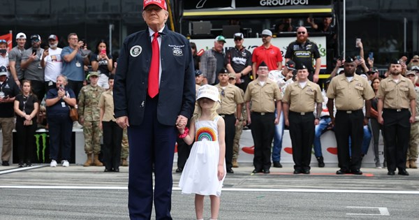 Ο ίδιος ο Elon Musk παρουσίασε τη βελτιωμένη εκδοχή του Optimus (video) - εικόνα 5