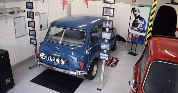 Έκλεισε το αεροδρόμιο του Λούτον από πυρκαγιά που ξέσπασε σε αυτοκίνητο - εικόνα 3