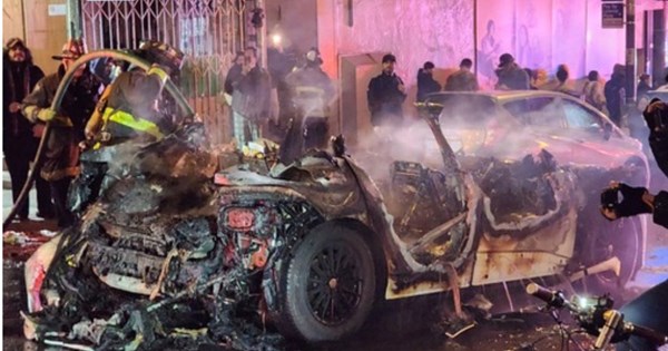 Παππούδες μπαίνουν σε αυτόνομο ταξί και δεν πιστεύουν αυτό που ζουν (video) - εικόνα 2