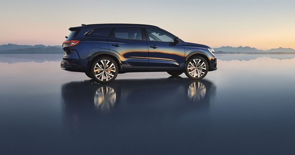 To νέο Renault Rafale είναι ένα coupe SUV 300 ίππων - εικόνα 7