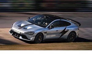 Η BMW αποκαλύπτει την ανανεωμένη XM (video) - εικόνα 5