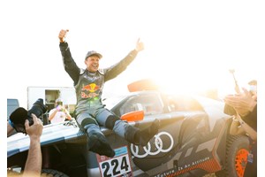 O Keanu Reeves γίνεται οδηγός αγώνων και θα τρέξει στο Toyota GR Cup - εικόνα 3