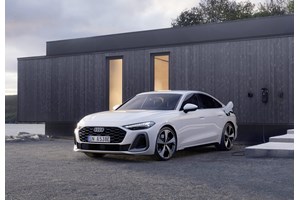 Η αστυνομία συνέλαβε μεθυσμένο να κινείται με 206 km/h στη Συγγρού (video) - εικόνα 2