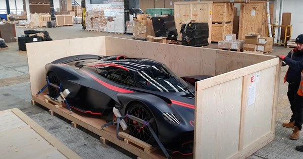 H Aston Martin Vanquish πρώτης γενιάς σε shooting brake - εικόνα 1