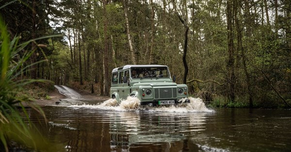 Αυτό συμβαίνει σε ένα Defender όταν επεμβαίνει η Arctic Trucks - εικόνα 5