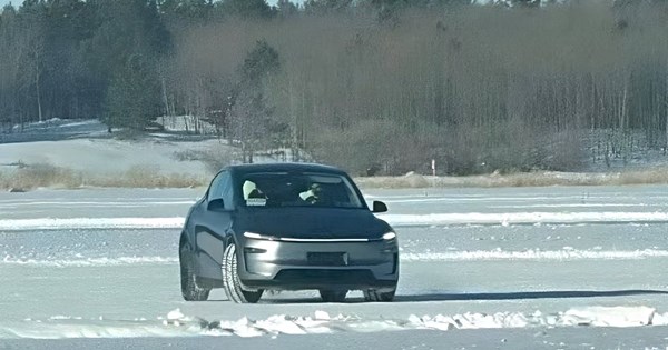 Ποιο ηλεκτρικό πούλησε 100.000 αυτοκίνητα στην πρώτη του χρονιά - εικόνα 2