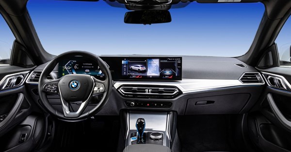 Hyundai: Κυλιόμενη οθόνη τριών διαφορετικών διαστάσεων - εικόνα 2