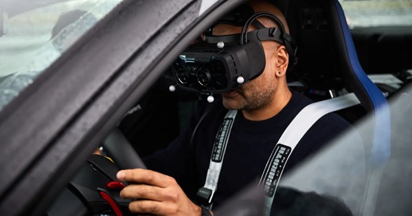 Video: Νέα BMW Μ2 απέναντι σε Porsche Cayman GT4 και BMW 1M - εικόνα 1