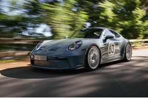 H Aston Martin Valhalla έρχεται με ιδέες από F1 και συμβουλές από Alonso - εικόνα 10