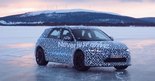 Volvo EX30: Πρώτη επίσημη εικόνα του εσωτερικού-δεν έχει κουμπιά - εικόνα 6