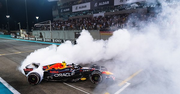 Κυκλοφόρησε teaser από νέα έκδοση της Pagani Huayra - εικόνα 4