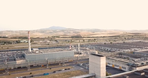 Δείτε πώς φτιάχνεται ένα αυτοκίνητο ράλι από το μηδέν (video) - εικόνα 3