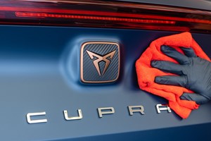 To plug-in υβριδικό CUPRA Formentor καταφέρνει να είναι δυνατό και οικονομικό - εικόνα 2