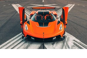 Αυτό το Koenigsegg Regera έχει έξτρα εξοπλισμό 1 εκατ. ευρώ - εικόνα 1