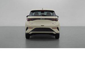 Απολογισμός 2024: Πόσα και ποια αυτοκίνητα πουλήθηκαν σε Ευρώπη και Ελλάδα - εικόνα 3