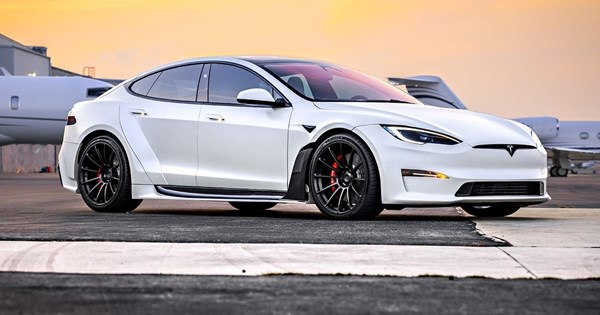 Τα Tesla πλέον φεύγουν μόνα τους από το εργοστάσιο (video) - εικόνα 5