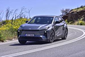 Toyota C-HR: Δέκα χρόνια στην κορυφή των C-SUV - εικόνα 1