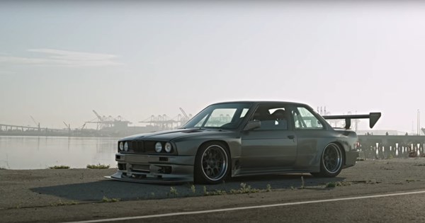 Η Tesla ξεκίνησε να δέχεται για ανταλλαγή το Cybertruck σε τιμή που προκαλεί έκπληξη - εικόνα 7