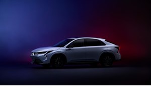 Επίσημο: Το εσωτερικό της ηλεκτρικής Mercedes-AMG GT είναι high-tech και γεμάτο οθόνες - εικόνα 8